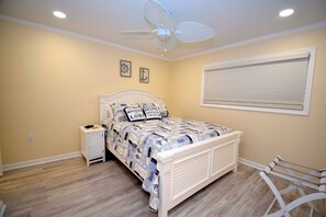 1 bedroom, iron/ironing board, internet