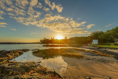 A BEAUTIFUL Beach House FULL OF ALOHA in Hilo 