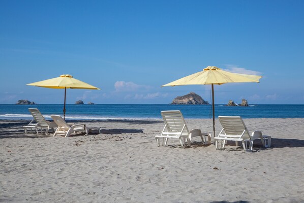 On the beach - Espadilla Ocean Club (Quepos)