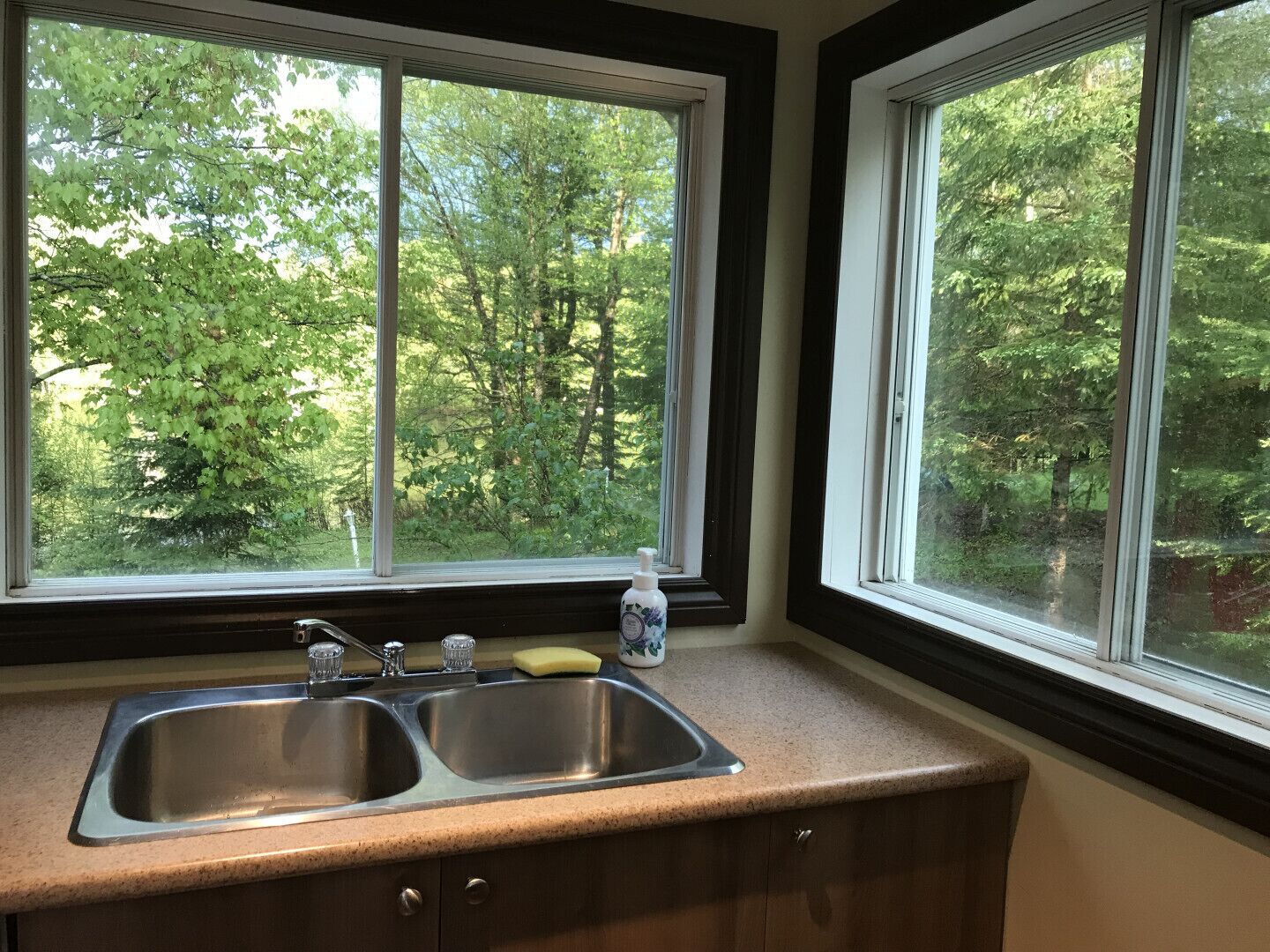 The Cottage Blue - Private, Waterfront Cottage With Hot Tub