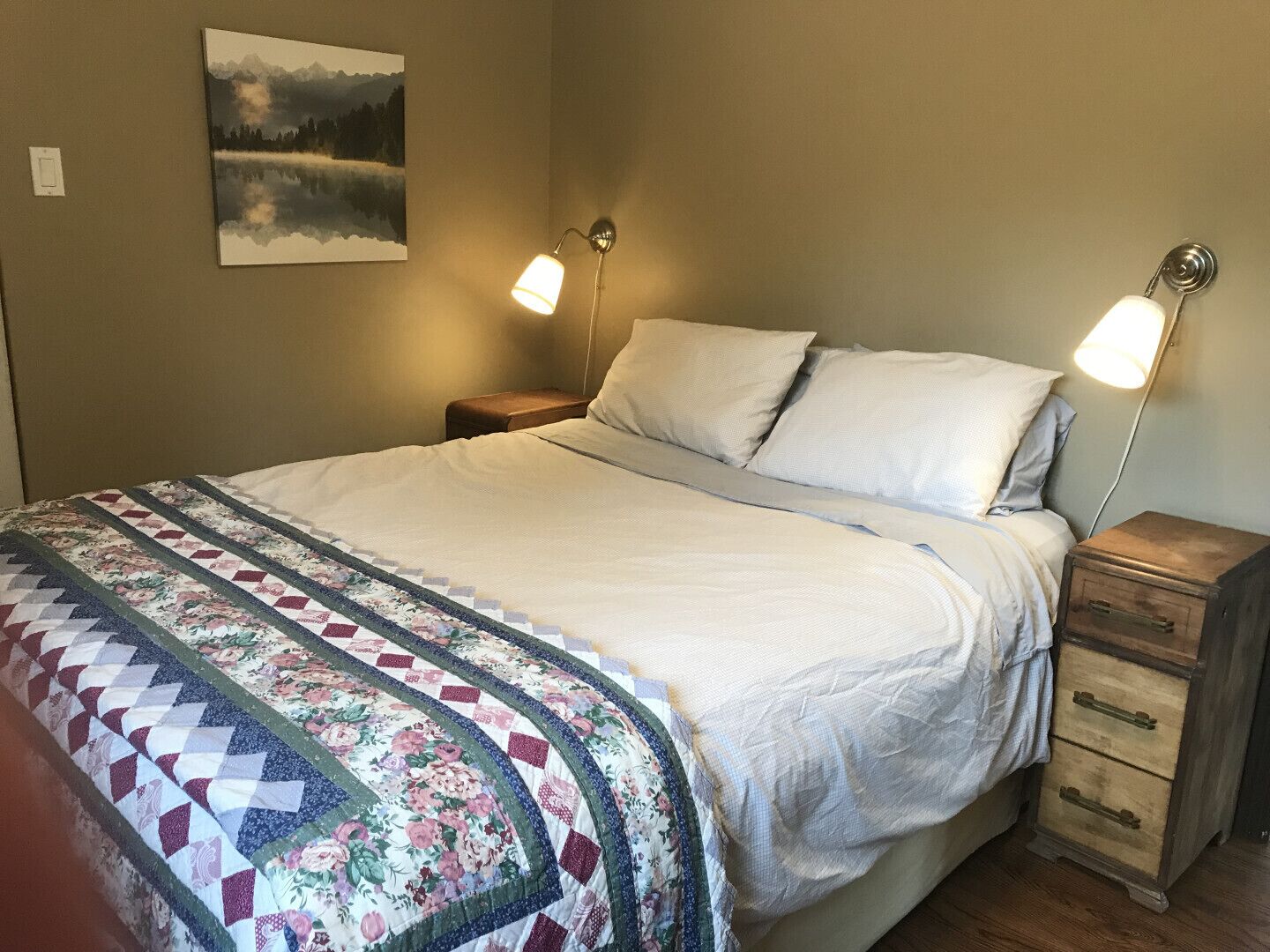 The Cottage Blue - Private, Waterfront Cottage With Hot Tub