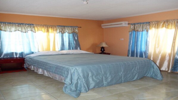 9 bedrooms, Internet