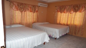 9 bedrooms, Internet