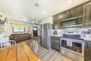 Fridge, microwave, stovetop, dishwasher - Waterfront Missouri Escape w/ Private Pond & Dock! (Nevada)