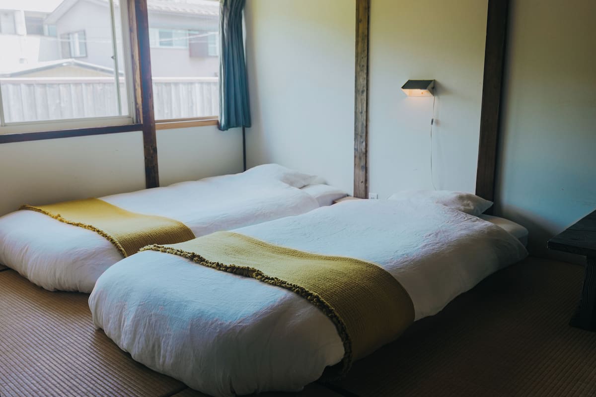 7 bedrooms, in-room safe, desk, WiFi (free)