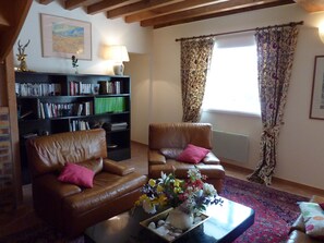 TV, DVD player, books