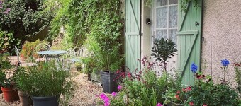 Ferienhaus mit 2 Schlafzimmern und 2 Bädern und privatem Pool – Vienne 86150