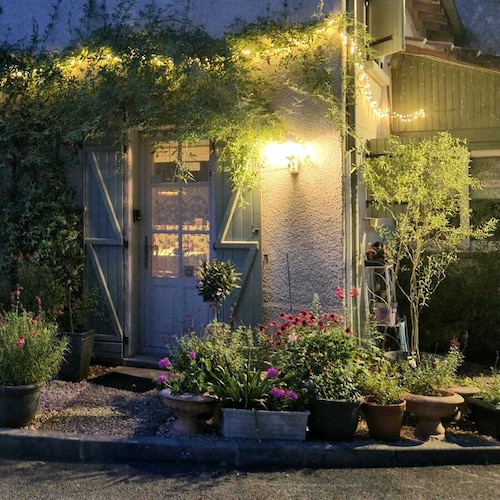 2 Bedroom & 2 Bathroom Gîte Cottage Heated Plunge Pool & Private Garden 86150