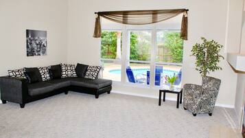 Family House, Multiple Beds, Non Smoking, Pool View | Living room | Smart TV, Netflix, pay films