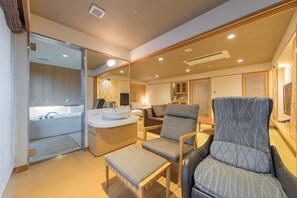 Luxury Quadruple Room