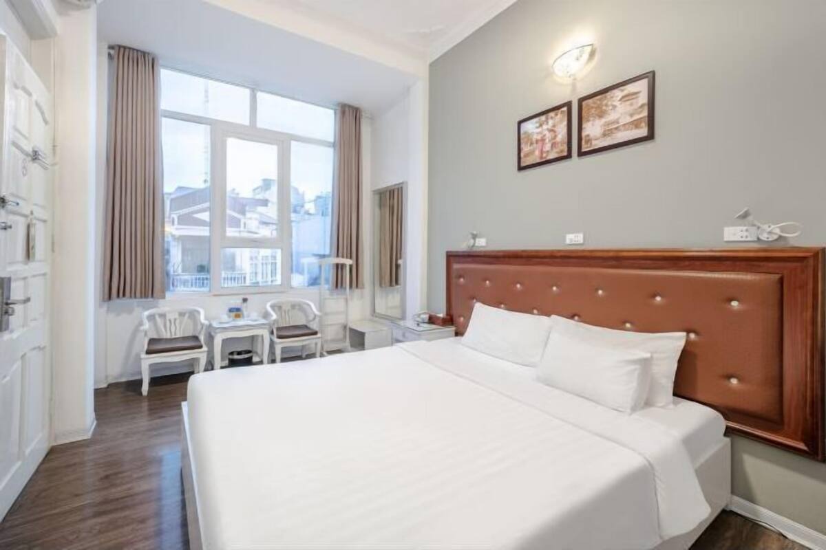 Minibar, in-room safe, blackout curtains, iron/ironing board