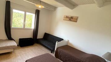 4 soveværelser, strygejern/strygebræt, Wi-Fi, sengetøj