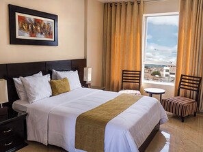 Chambre Prestige | Minibar, bureau, système d’insonorisation, accès au Wi-Fi (inclus)