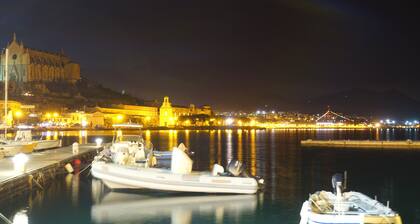Surrounded by greenery near the sea (Rosa cottage)