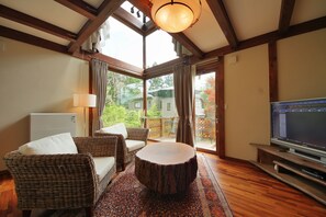 Premium Twin Room | Living area | Flat-screen TV - One More Time Heart (Nikko)