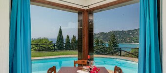 Villa Turchese - Stunning sea view just 200 mt from beach