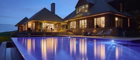 Outdoor pool, sun loungers