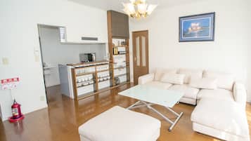 Ferienhaus (Private Vacation) | Wohnbereich | Flachbildfernseher, DVD-Player