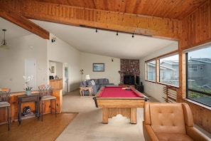 Spielezimmer