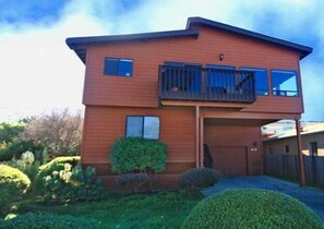 Exterior - Lovely Serenity on Parkhill (Cambria)