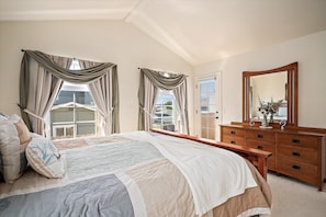 3 bedrooms, free WiFi, bed sheets