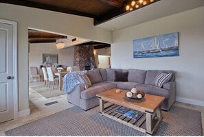 Smart TV, fireplace, DVD player