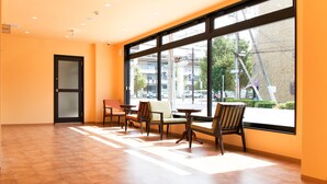 Lobby lounge - Osaka Port Hotel L'Espoir (Osaka)