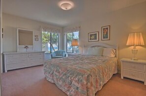 3 quartos, Wi-Fi de cortesia, roupa de cama