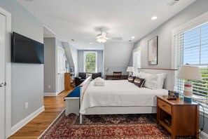 4 bedrooms, desk, iron/ironing board, WiFi - Islay Folly! Luxury Home Near The Beach + FREE $250 Beach Gear Credit! (Folly Beach)