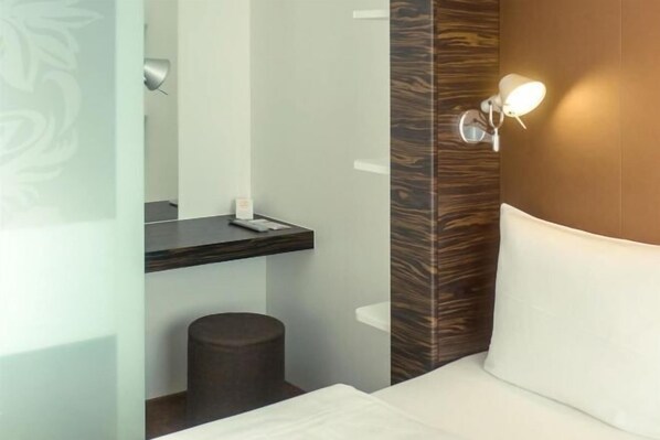 Room - B&B HOTEL Schweinfurt-Süd (Schweinfurt)