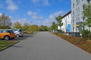 Estacionamento sem manobrista (sujeito a cobrança)