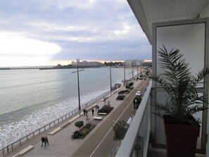 Property grounds - 2-bedroom apartment beachfront with parking, 3 stars (Les Sables-d'Olonne)