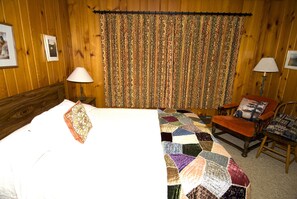 4 bedrooms, iron/ironing board, travel cot, free WiFi