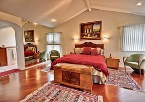 3 bedrooms, free WiFi, bed sheets