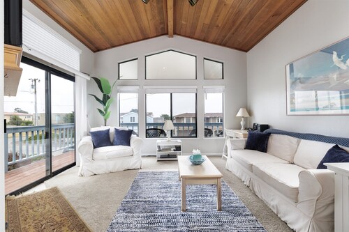 Marine Terrace Sea'Scape