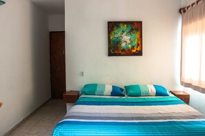 Deluxe-Penthouse, 3 Schlafzimmer, Balkon | 3 Schlafzimmer, Schreibtisch, Bügeleisen/Bügelbrett, kostenloses WLAN