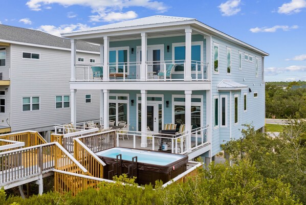 المنشأة من الخارج