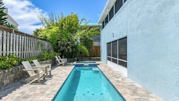 Outdoor pool, a heated pool