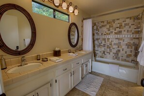 Shower, towels