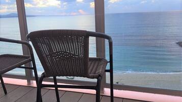 In-room safe, blackout curtains, iron/ironing board, free WiFi