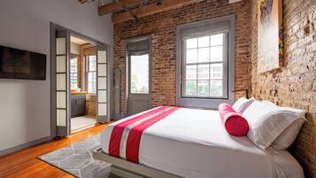 2 bedrooms, in-room safe, iron/ironing board, travel crib