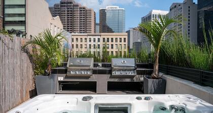 Luxury Condo w Heated Pool & Hot Tub Near French Qtr, Great for Families, Groups