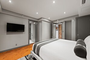 4 Schlafzimmer, Zimmersafe, Bügeleisen/Bügelbrett, Reisekinderbett