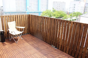 룸 (Private Room KON with terrace) | 테라스/파티오