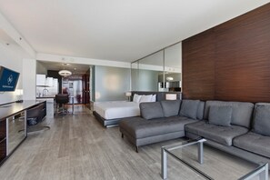 1 slaapkamer, een bureau, een strijkplank/strijkijzer, gratis wifi