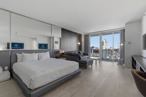 1 bedroom, desk, iron/ironing board, free WiFi