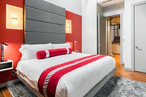 4 bedrooms, in-room safe, iron/ironing board, travel cot