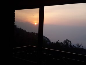 Double or Twin Room | Balcony - Hotel Nagarkot Holiday Inn (Baluwapati Deupur)