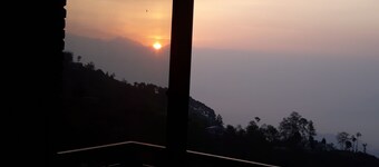 Hotel Nagarkot Holiday Inn