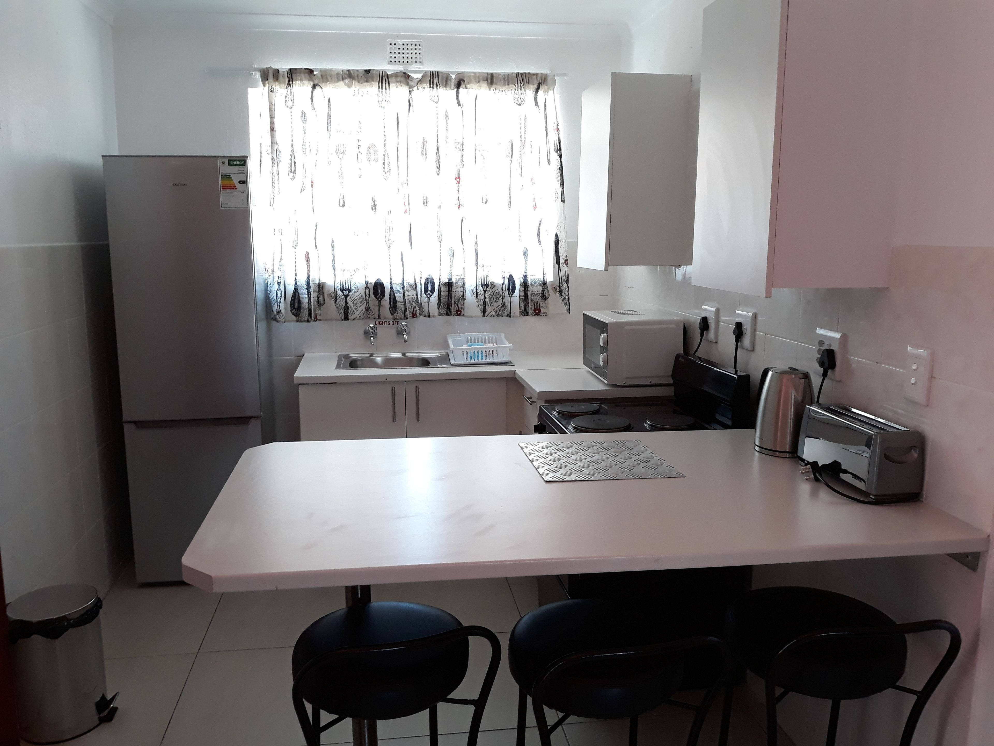 apartment, 2 bedrooms | private kitchenette | fridge, microwave, electric kettle
